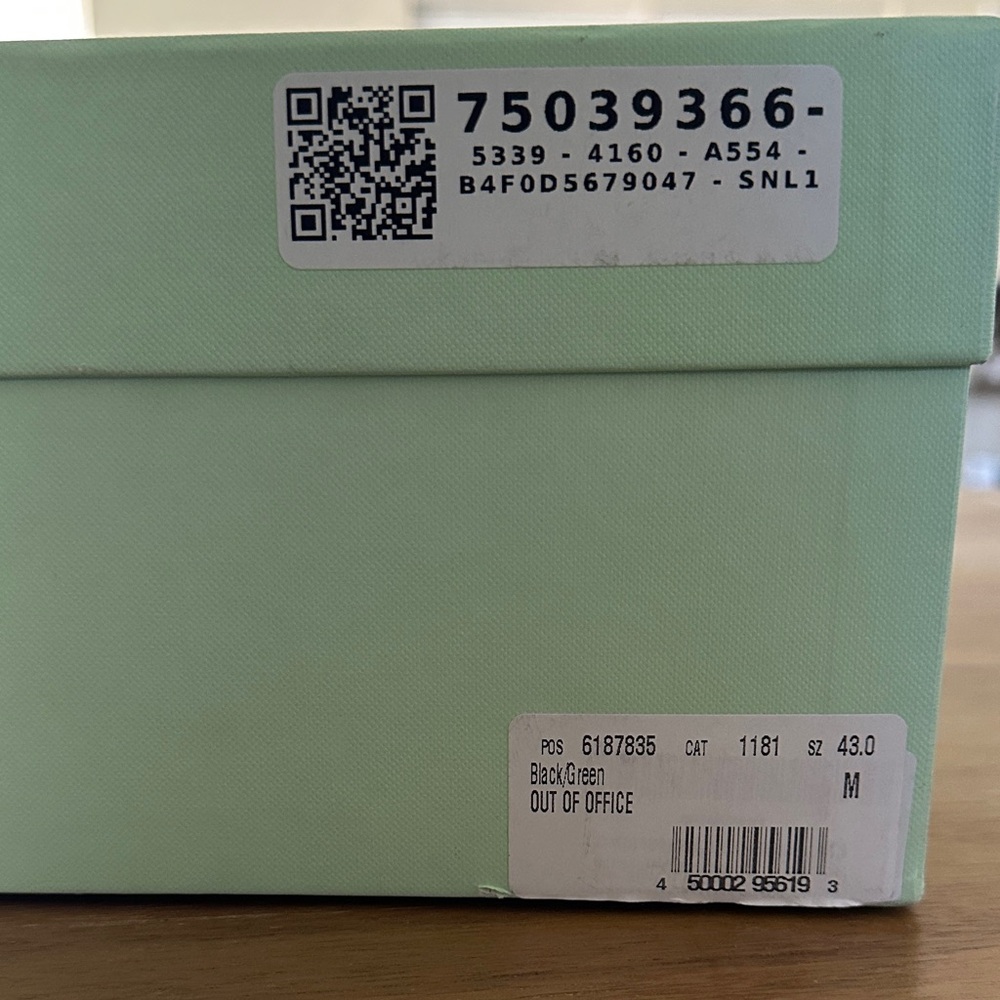 Off-White Black and Green Sneakers - Picture 11 of 11